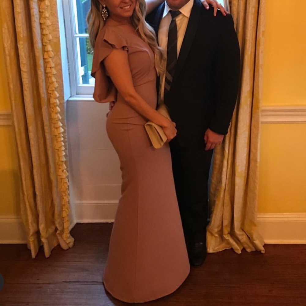 Mauve color gown size medium